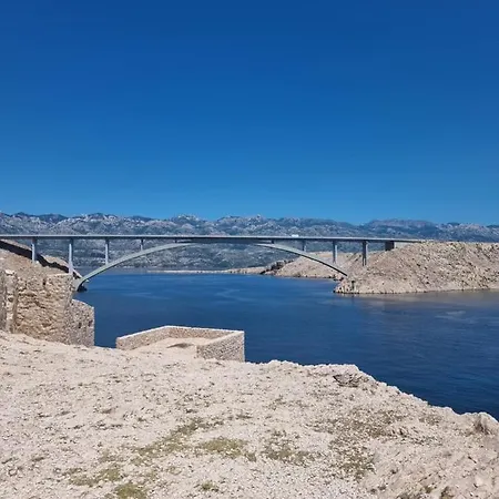 Alen Apartman Dinjiska