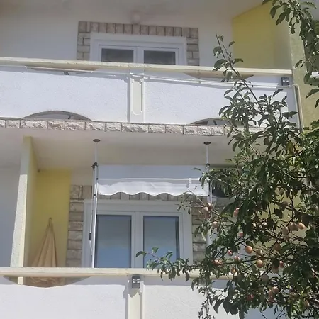 Διαμέρισμα Alen *